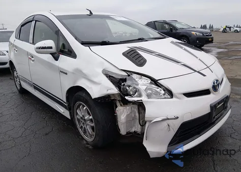 2013 Toyota Prius Three z USA, uszkodzony, nr VIN JTDKN3DU1D0344273